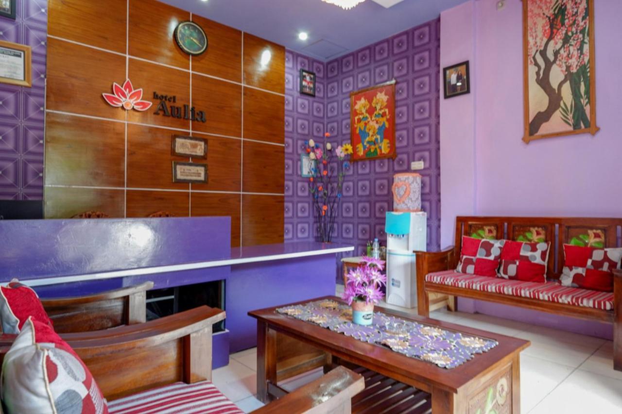 Reddoorz @ Hotel Aulia Majene Exterior photo